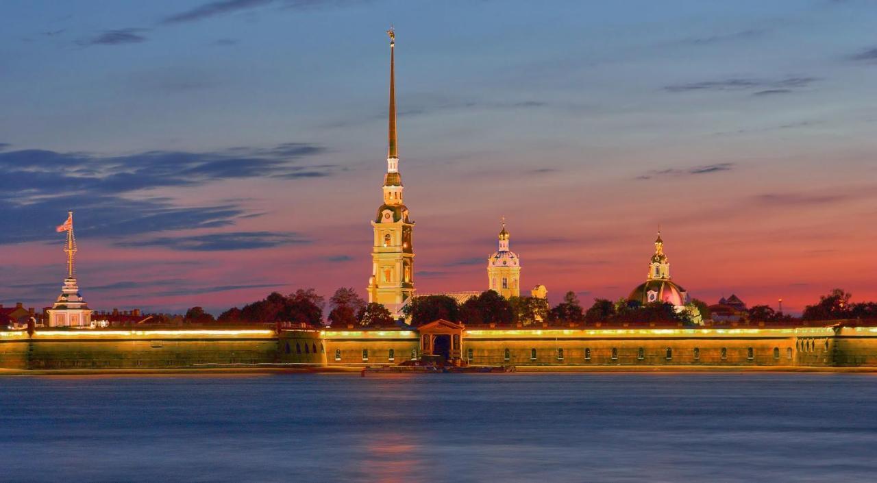 Vertical Aparthotel Saint Petersburg Exterior photo